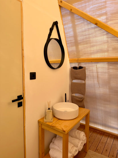 BUNGALOWS LUXURY ROOMS
